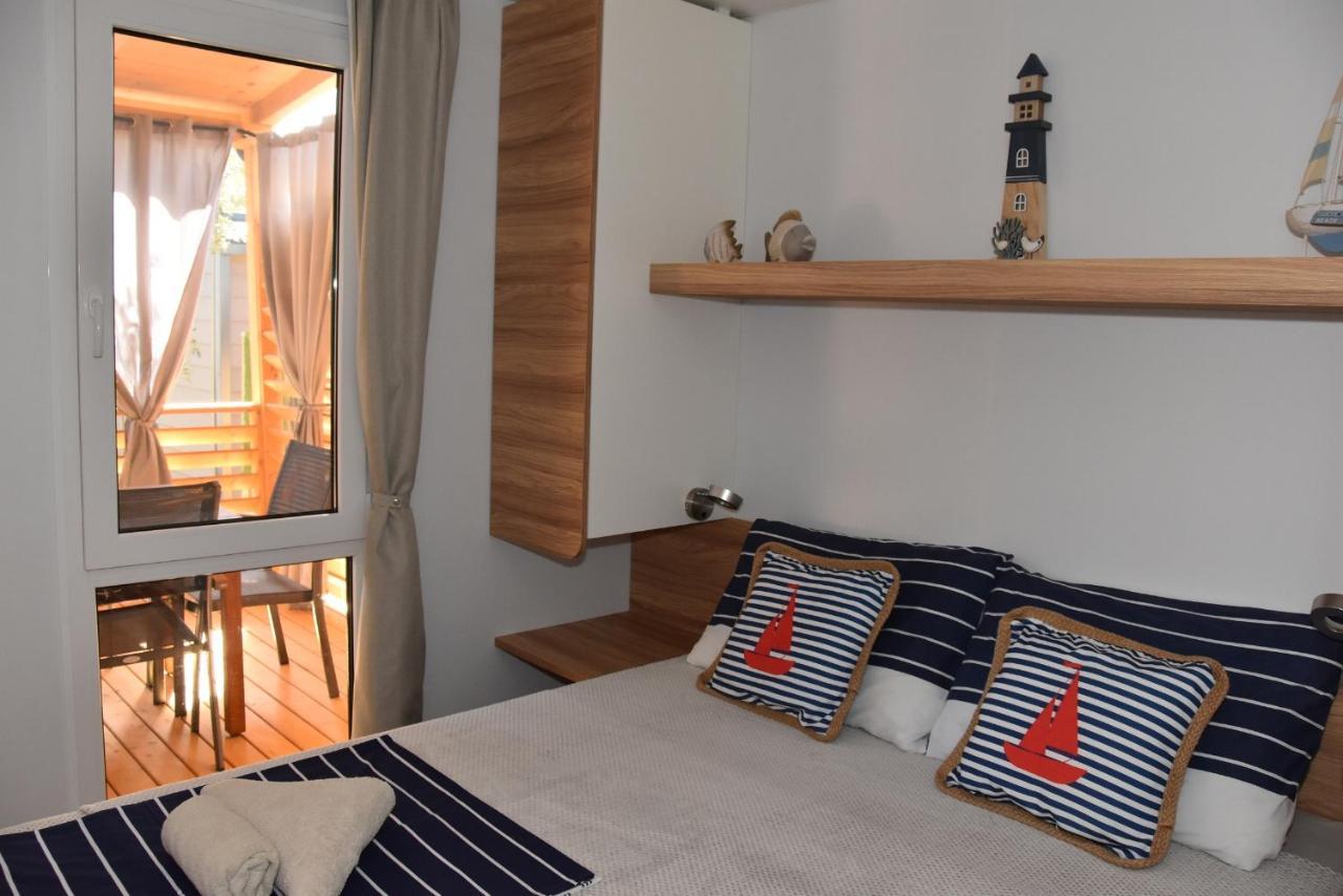 Mobile Home Biograd Na Moru Gapi House Екстериор снимка